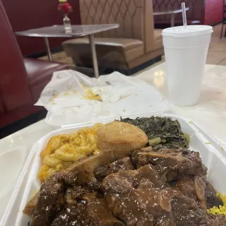 Tender Slow Cooked Oxtail w/Rice Dinner