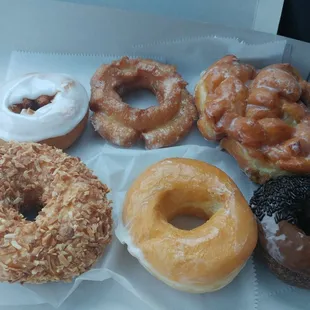Donuts! Apple fritter!