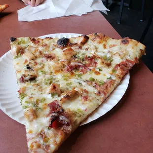 chicken bacon scallion white pizza