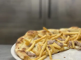 CM2 Pizzeria & Bakeshop