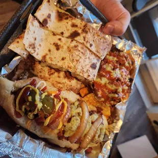 Very awesome food super delicious and flavor explosion in your mouth with every single bite definitely will be back !