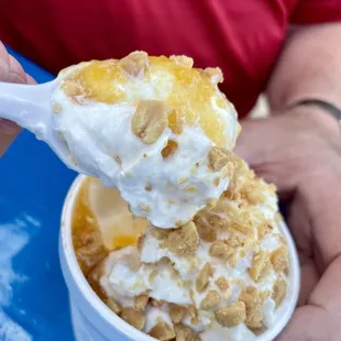 Peach sundae