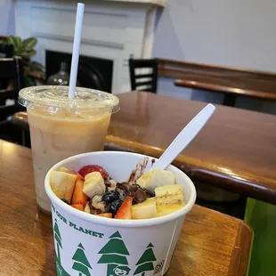 Oatmeal and iced London fog