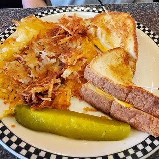 Grilled cheese and hash browns