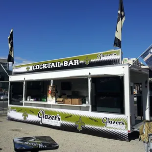 Big Easy Sports Bar in Action,  outside the Superdome