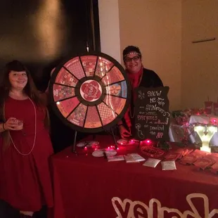 Everyday I'm spinning... #fingerlessgloves