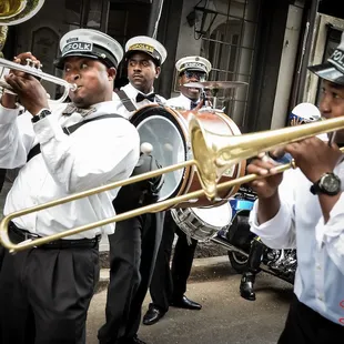 Jazz History Tour and "Secondline Experience"