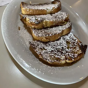 French Toast (with Powdered Sugar)