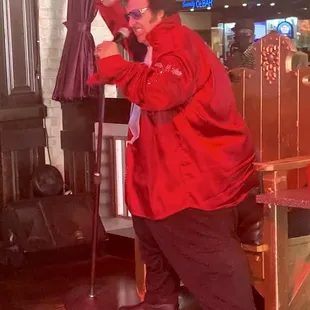 "Big Elvis", the first live show to return to the Las Vegas Strip since COVID-19 closures