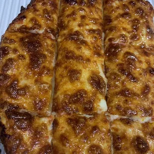 Kids cheese pizza