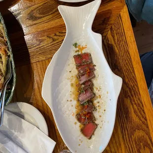 Pepper tuna appetizer