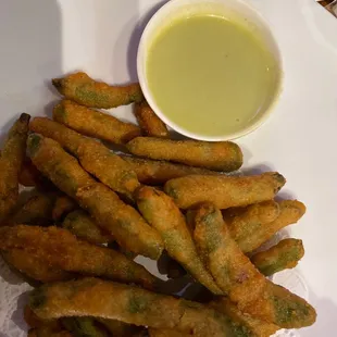 Crispy green beans appetizer
