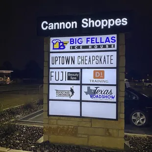 Conman Shoppes Big Fellas signage