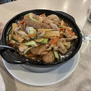 11. House Clay Pot Rice