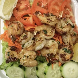 Grilled Jumbo Shrimp Salad