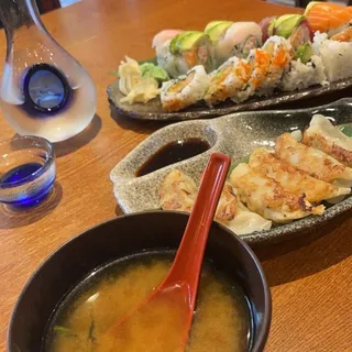 6 Piece Gyoza