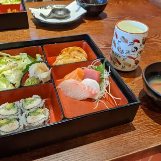 6 Piece Sashimi Bento Box