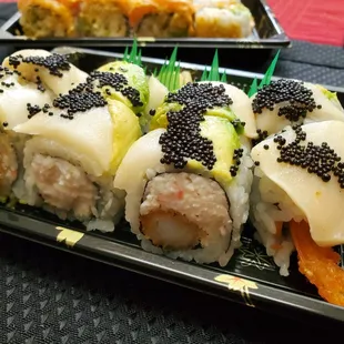 Snow White Roll ($13.95)