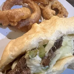 Cheesesteak w/onion rings