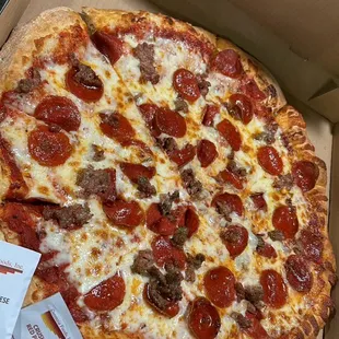 food, pizza