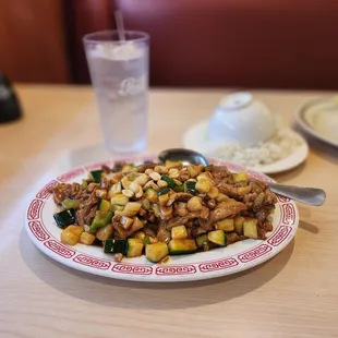 Kung Pao Chicken, and LOOK at that bonus rice bowl!