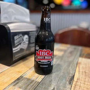 ows a bottle of big hoffa's root beer