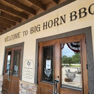 the entrance to the restaurant