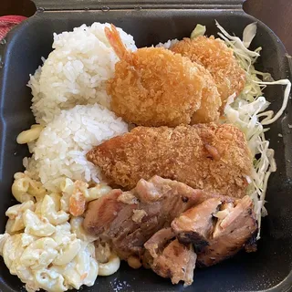 Seafood and Chicken With Crspy Shrimp Island White Fish and BBQ Chkn