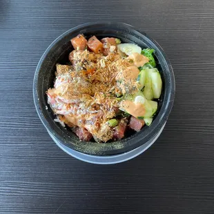 Poke bowl with Hawaiian and salmon poke