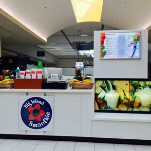 So good! Real fruit! Amazing! Refreshing. So hard to find a place that uses real fruit and no crap. Highly recommended.