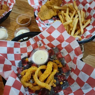 Fried calamari,  catfish basket