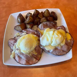 Eggs Benedict