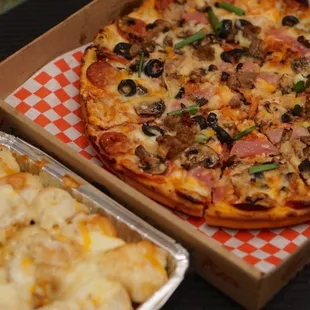 Garlic cheese balls &amp; Sumo pizza large. fR Big Kahuna's *7/29/21