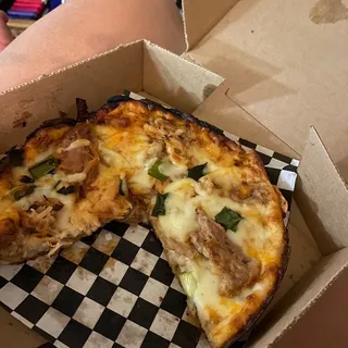 Kickin Kalua Pizza