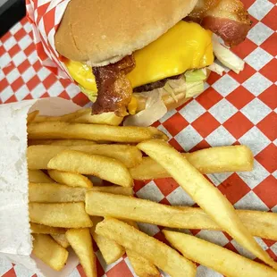 Bacon Cheese Burger French Fries