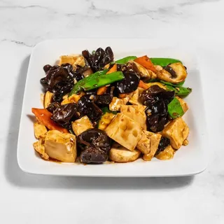 Wood Ear Mushroom with Tofu