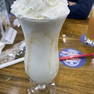 Key Lime Pie Milkshake (Boozy Shake!) DELICIOUSNESS!