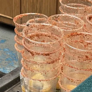 Fly on pre made exposed cups