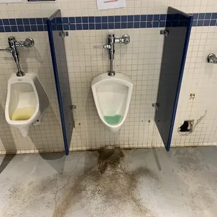 5 star restroom included in the $6 admission