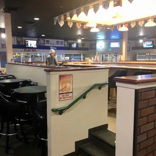 Bar/ indoor eating area