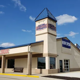 Fantastic location right next to the interstate