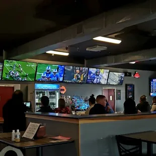 Lots of noise and TVs and who knows if anything good ever gets to the screens but hey MERICA