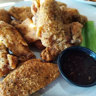 Cajun dry rub chicken wings with Jack Daniels sauce