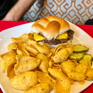 Kids cheeseburger with Fritos