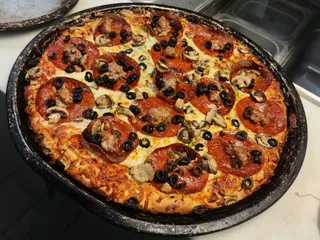 Old School Pizza & Wings - Rocky River