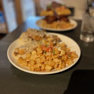 Biscuits &amp; Gravy with fried chicken