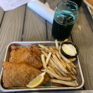 Fish &amp; chips and green beer for St. Patty&apos;s day