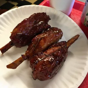 The only BBQ in the entire area that sells " pig wings" . When smoked they taste like ham on a bone.