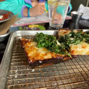 Perfect burnt edge crust made in small pans for maximum crust crisping