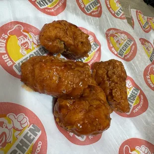 Boneless wings (sizzle)